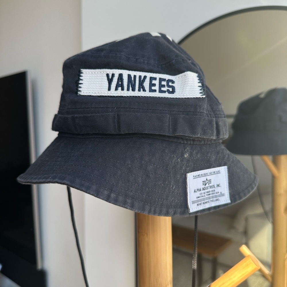 YANKEES Bucket Hat